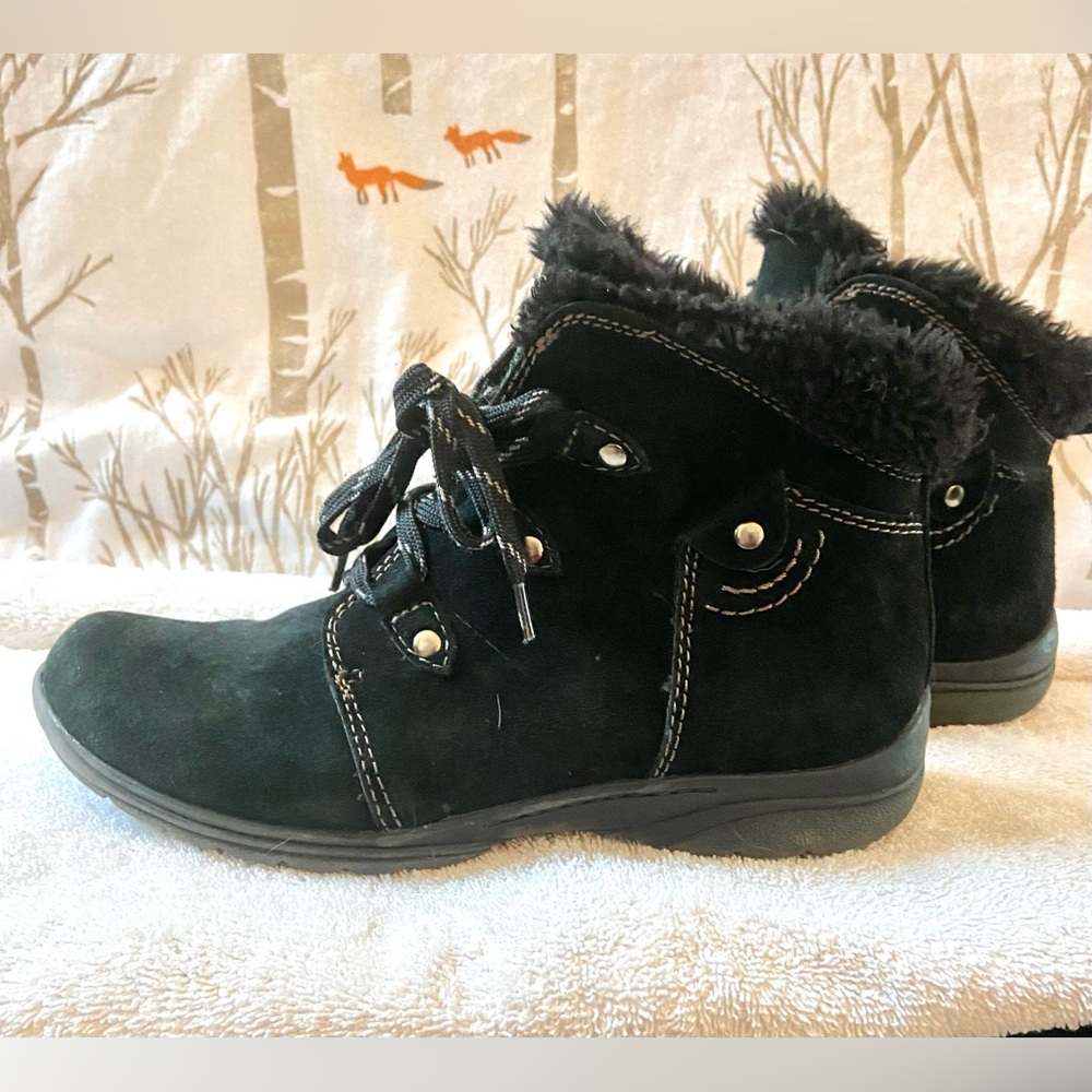Earth Origins Cooper faux Fur-Lined Ankle Booties